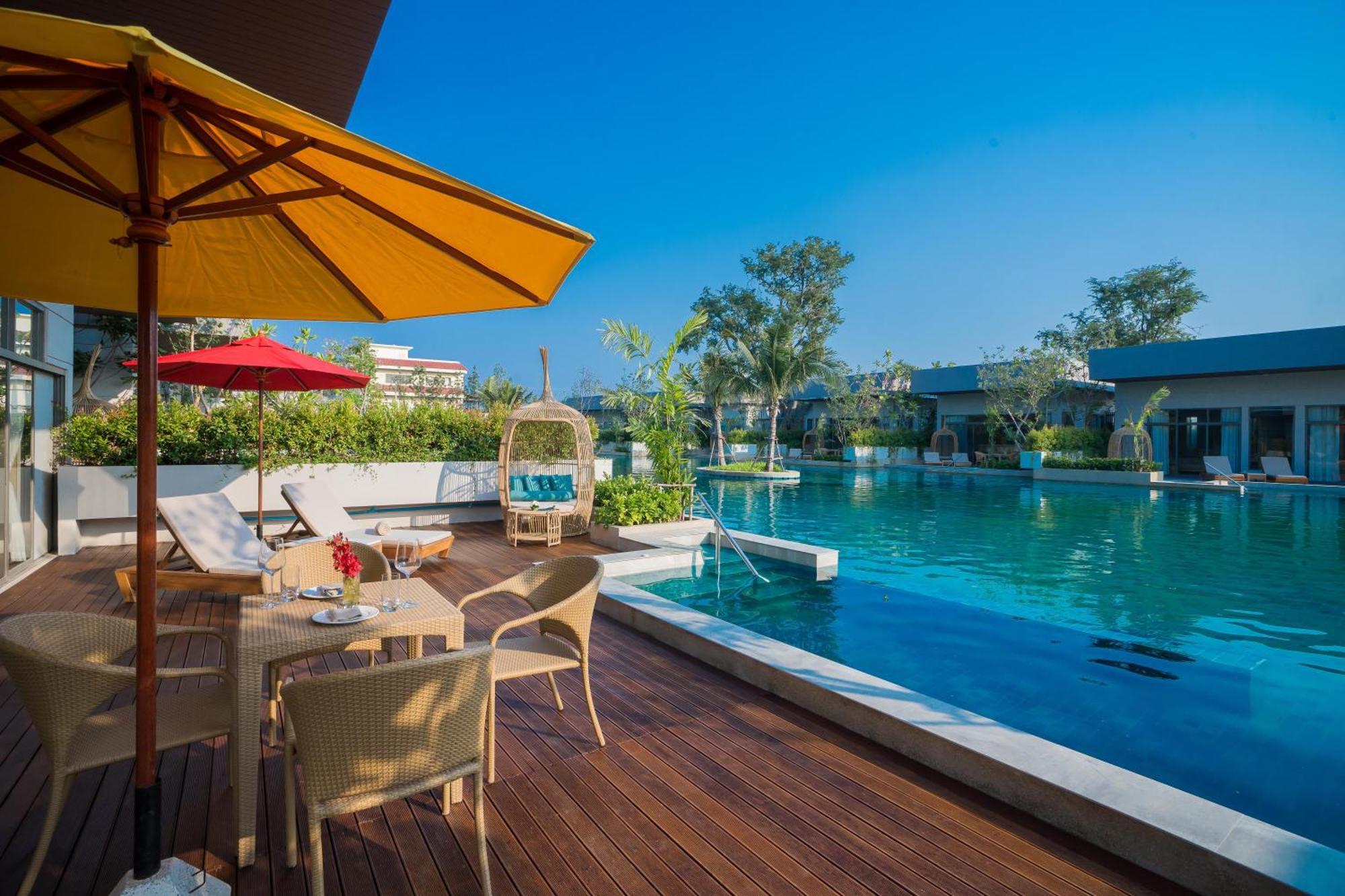 Avani+ Hua Hin Resort Ча-Ам Экстерьер фото